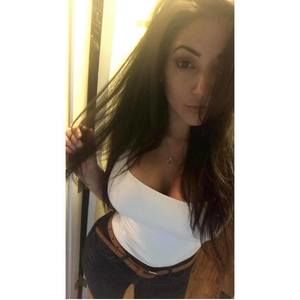 Meet your Posher, Veronica